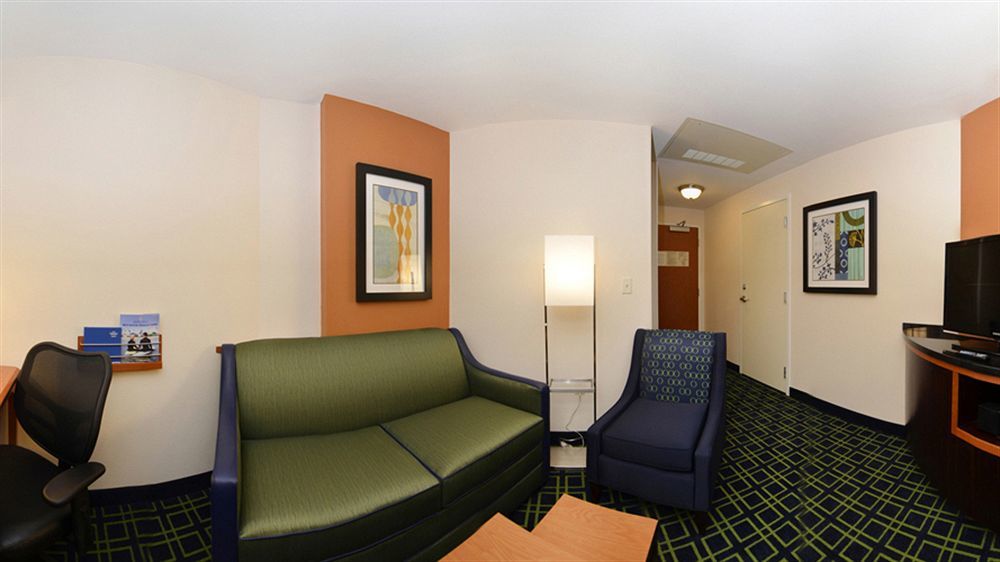 Fairfield Inn & Suites Santa Cruz - Capitola Ngoại thất bức ảnh